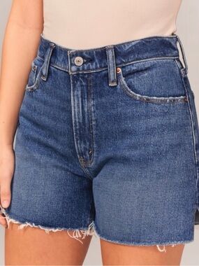 NWT Sold Out Abercrombie & Fitch Mom Short High Rise Cutoff Shorts